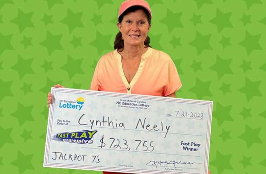  Lucky Woman Says She Cried After USD 723,755 Lottery Jackpot Win