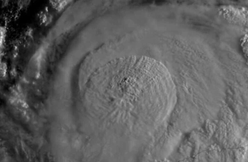 Hurricane Idalia’s Intensifying Threat: Florida Gulf Coast on High Alert