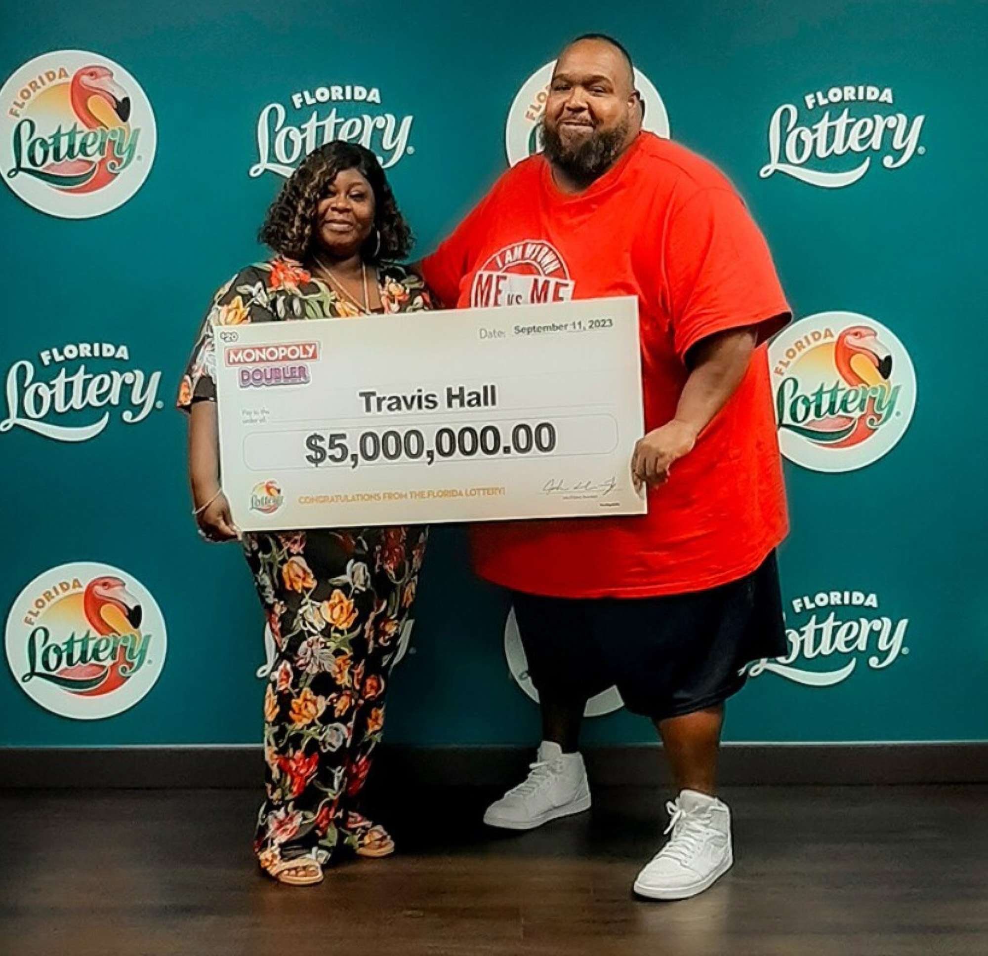 Fat Man Goes Out For A Sandwich And Ends Up Winning USD 5 Million On Scratchcard